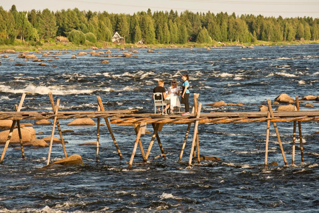 Kukkolaforsen Turist & Konferens Hotell Exteriör bild