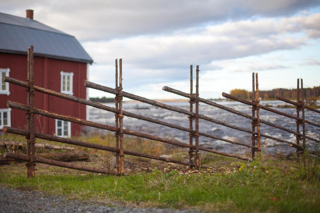 Kukkolaforsen Turist & Konferens Hotell Rum bild